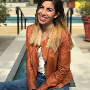 Meet your Posher, Mayra